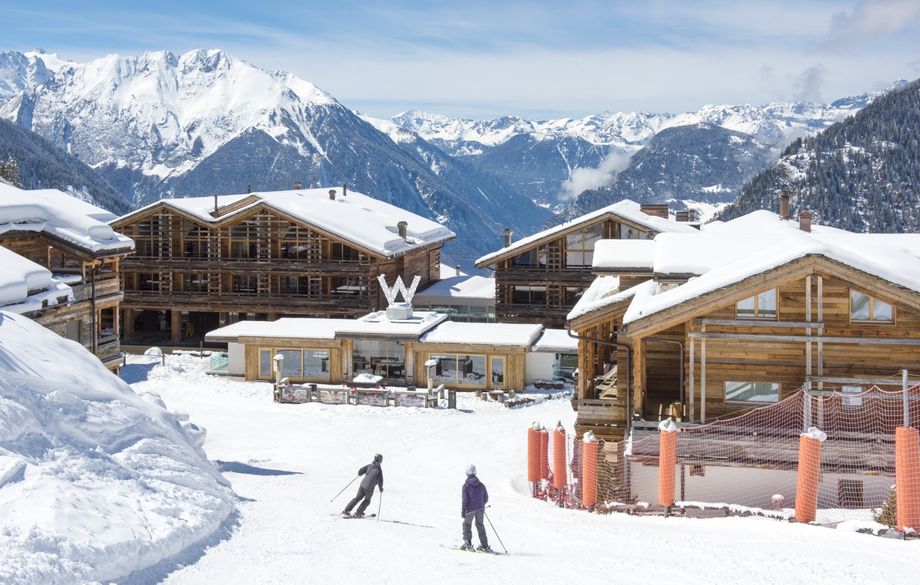 A Stylish Alpine Escape in the Heart of the Swiss Alps